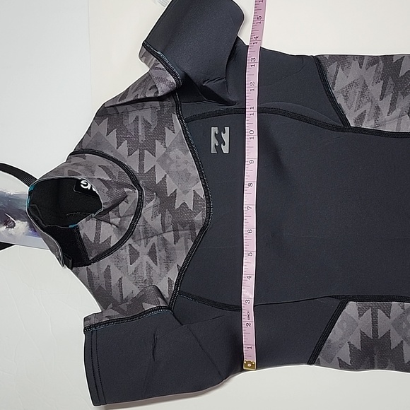 Billabong 2mm Synergy Back Zip Springsuit Short Sleeves Black Wetsuit/ Size 4 - Picture 5 of 13